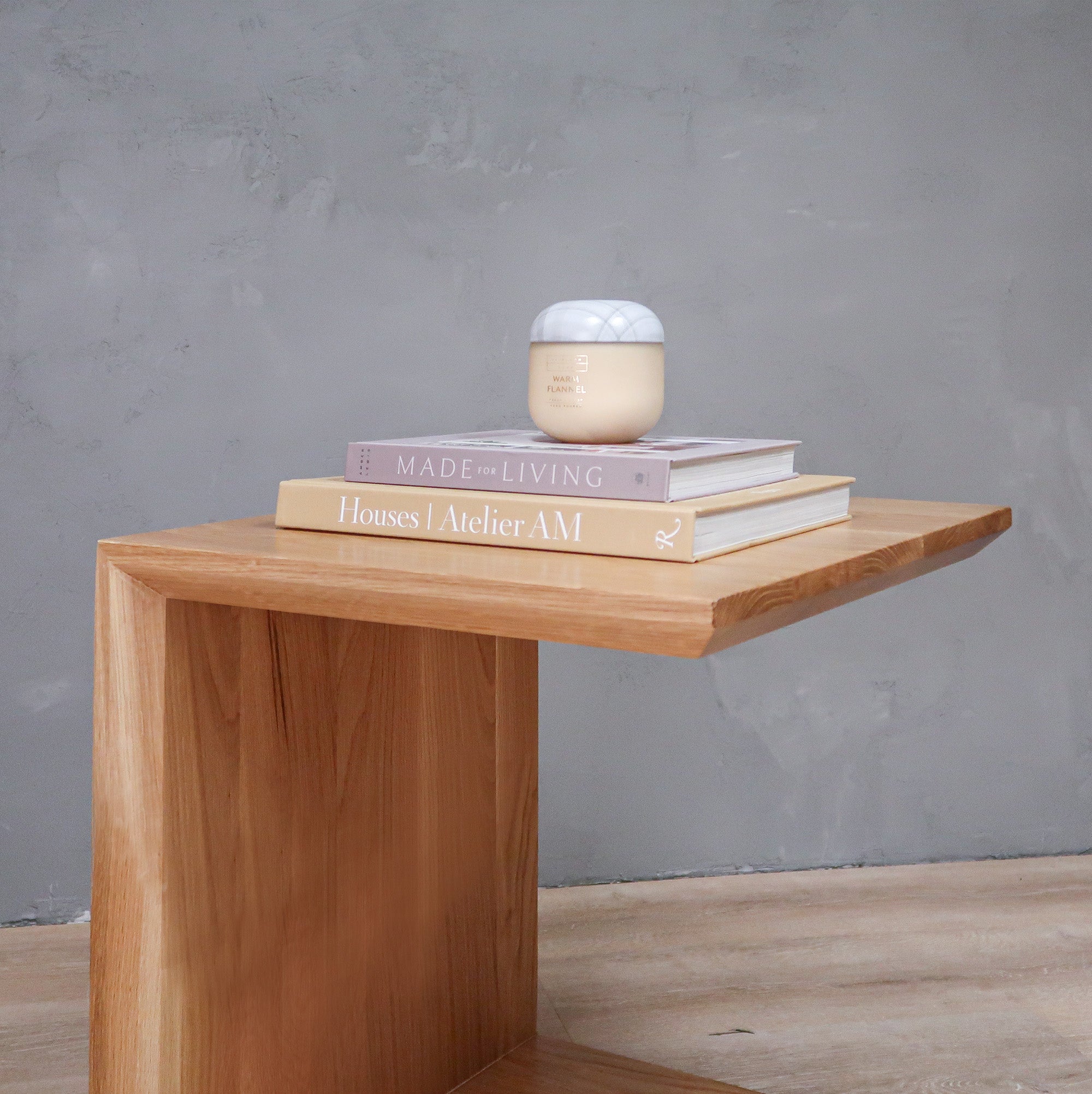 C-SHAPE Walnut Hardwood Side Table – Urbandi
