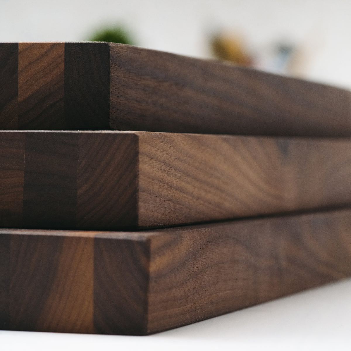 Walnut Wood Cutting Boards Corners