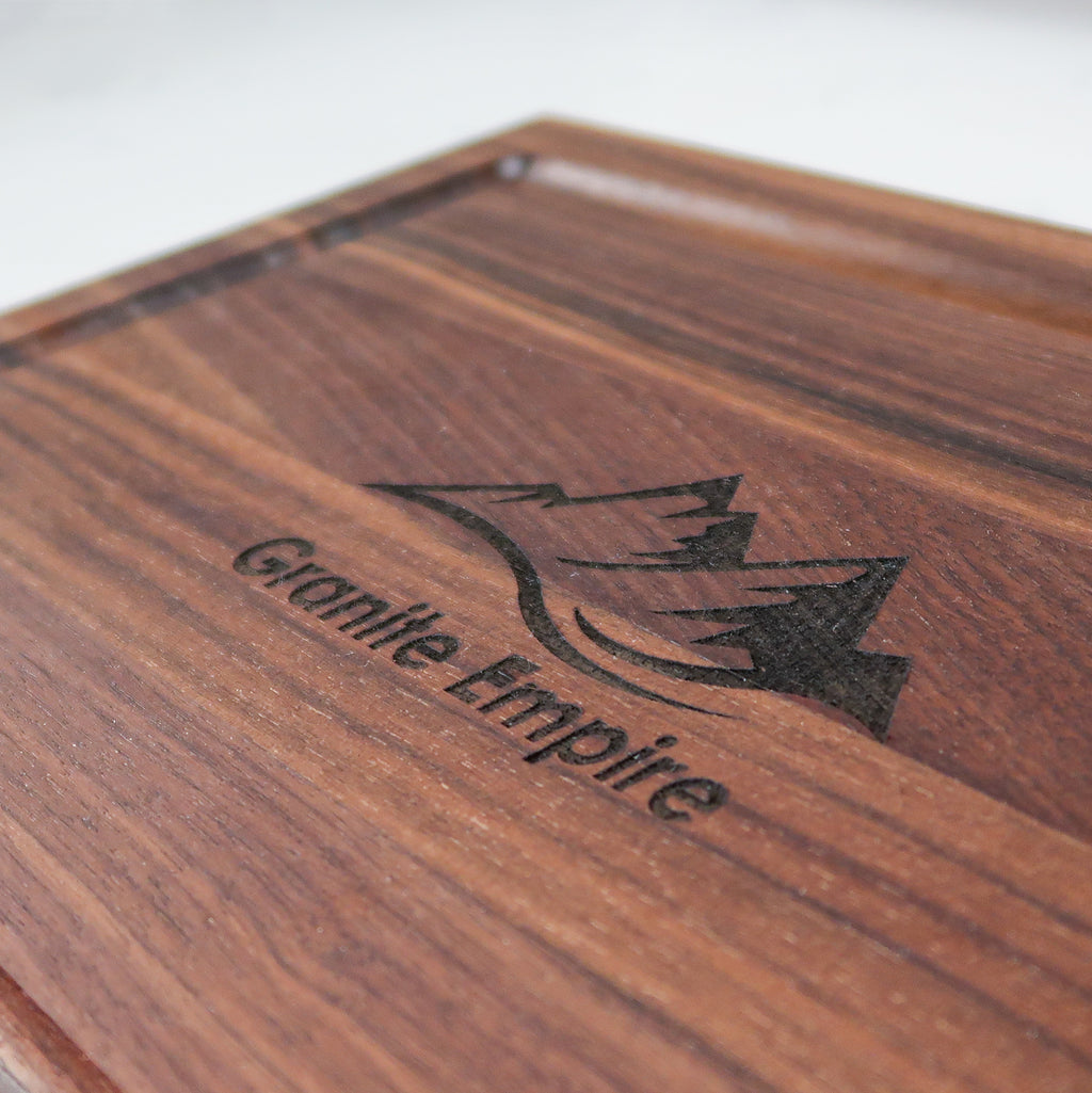 Walnut Wood Cutting Board Engraved